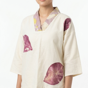 เสื้อคอปกกิโมโนผ้าฝ้ายพิมพ์ลายพฤกษาธรรมชาติตกแต่งลายใบไม้สีม่วงเบอร์กันดี (Eco-Printed Purple Leaf Kimono Collar Blouse)