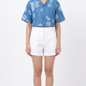 เสื้อเชิ้ตแขนสั้นคอฮาวายผ้าย้อมครามลายดอกเดซี่ (Indigo Daisy Botanical Linen Shirt)