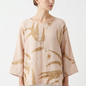 เสื้อเบลาส์ผ้าฝ้ายทรงหลวมพิมพ์ลายใบไม้ออร์แกนิก (Eco-Print Botanical Crinkle Linen Blouse)